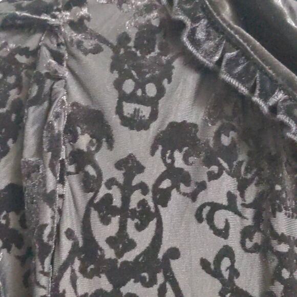 Killstar Womens Miss FurFur Fit & Flare Dress Black Skull Mini Velvet Goth L New - Picture 4 of 15